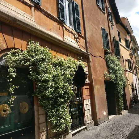 Scent Of Trastevere روما
